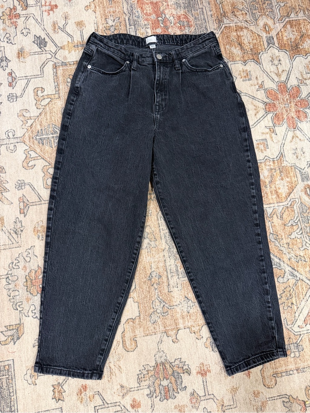 A New Day High-Rise Pleated Mom Balloon Jeans Washed Black 12/31R